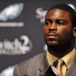 Mike Vick Revisits Dogfighting in BET Documentary: The Michael Vick Project [Video]