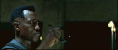 85714-Wesley-Snipes-Blade-DEAL-WITH-9sNX.gif