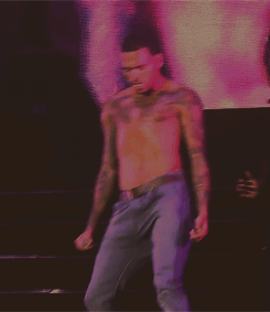 Chris Brown Dancing