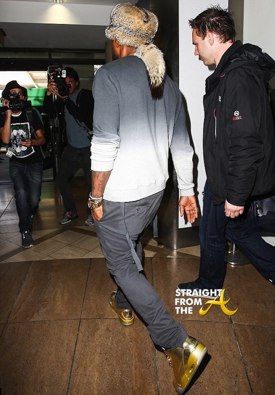 Usher Raymond Furry Hat StraightFromTheA 2014-6