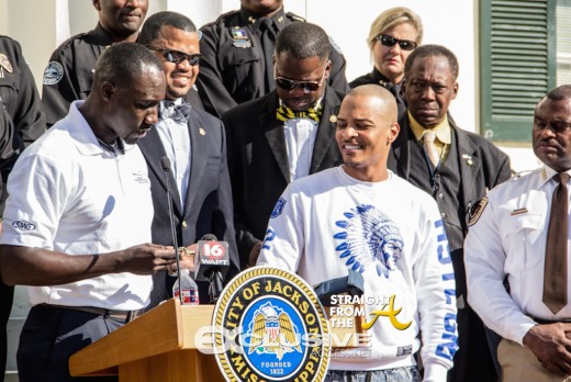 T.I Gets The Key To Jackson, Ms. (4 of 10)