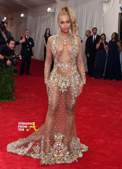 NEW YORK, NY - MAY 04:  Beyonce attends the "China: Through The Looking Glass" Costume Institute Benefit Gala at the Metropolitan Museum of Art on May 4, 2015 in New York City.  (Photo by Jamie McCarthy/FilmMagic)